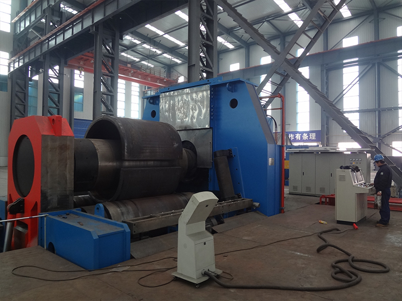 數(shù)控液壓水平下調(diào)式冷、熱卷板機（冷卷200mm）